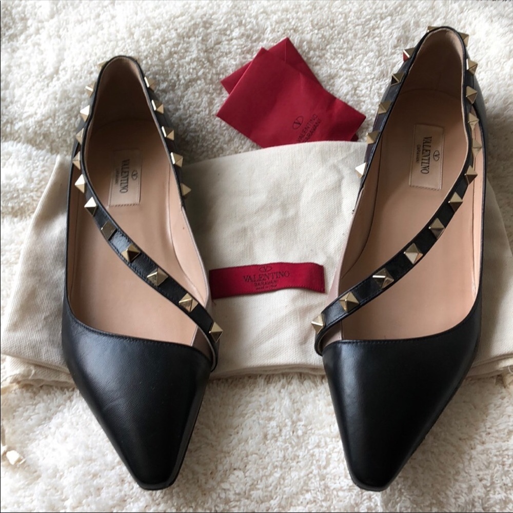 authentic Valentino stud